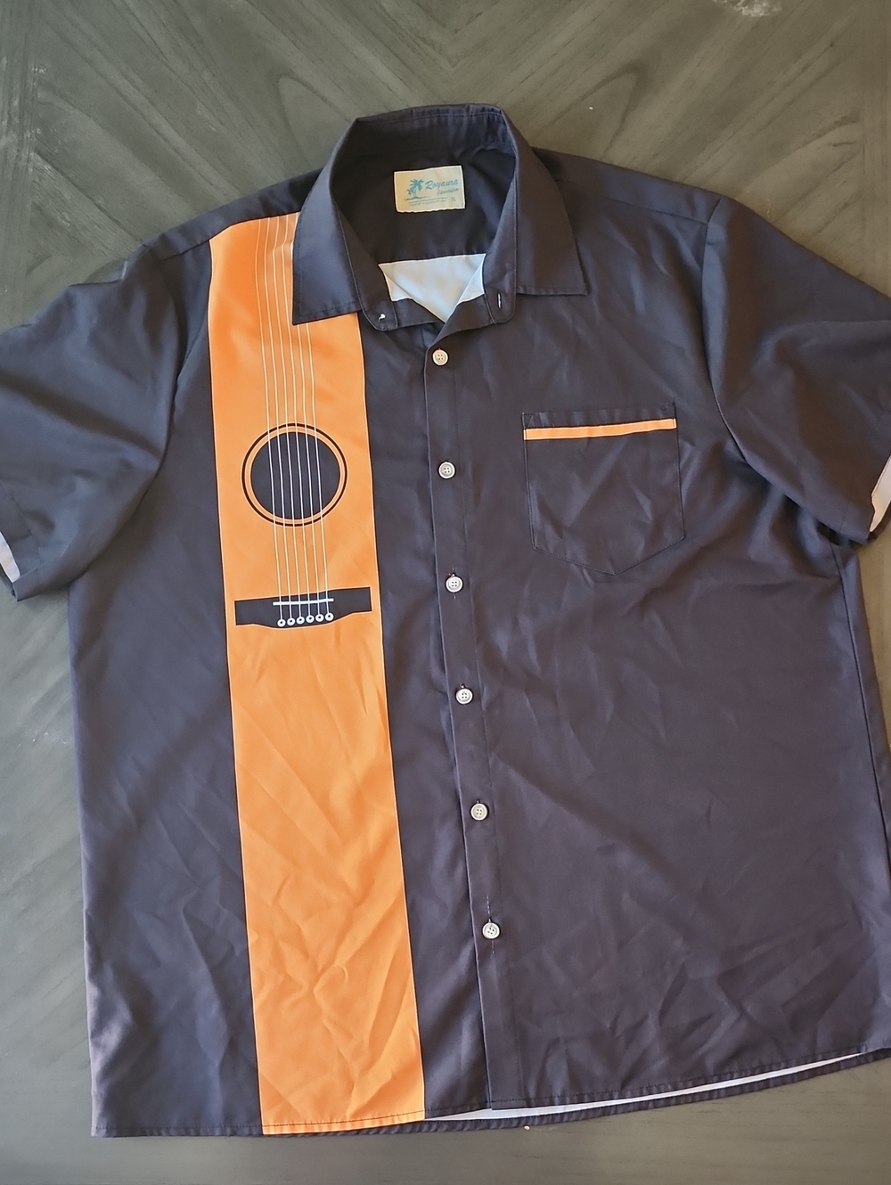 Royaura Hawaiin Shirt with Guitar Stripe- Men's Sizr XL